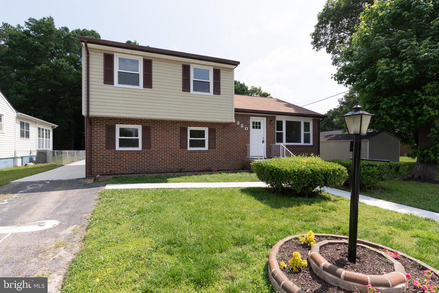 3220 DUPUY RD