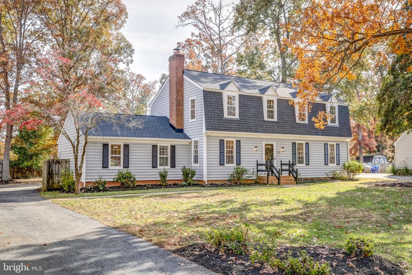 1771 Robindale Rd Property Photo 1