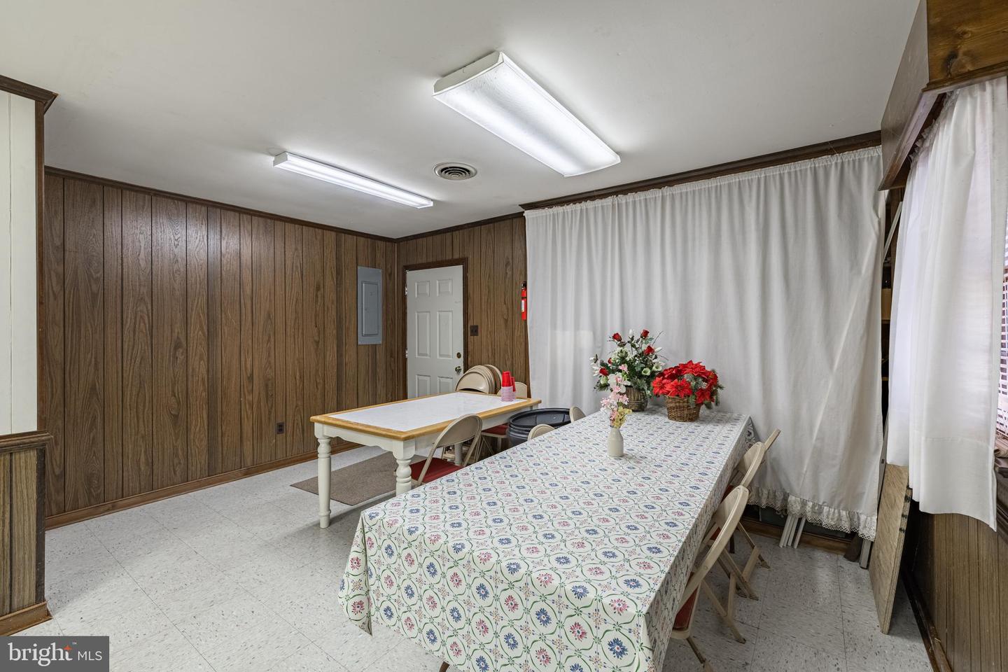 9100 Route 1 Property Photo 3
