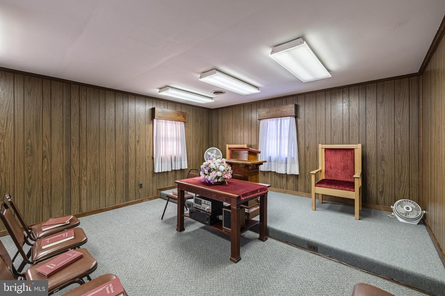 9100 Route 1 Property Photo 8