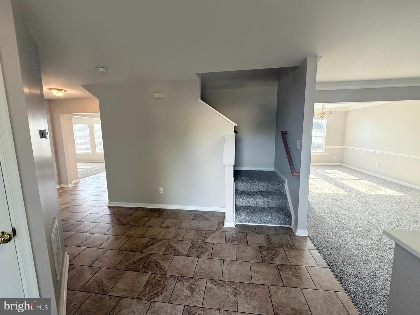 2937 Abbeydale Ct Property Photo 3