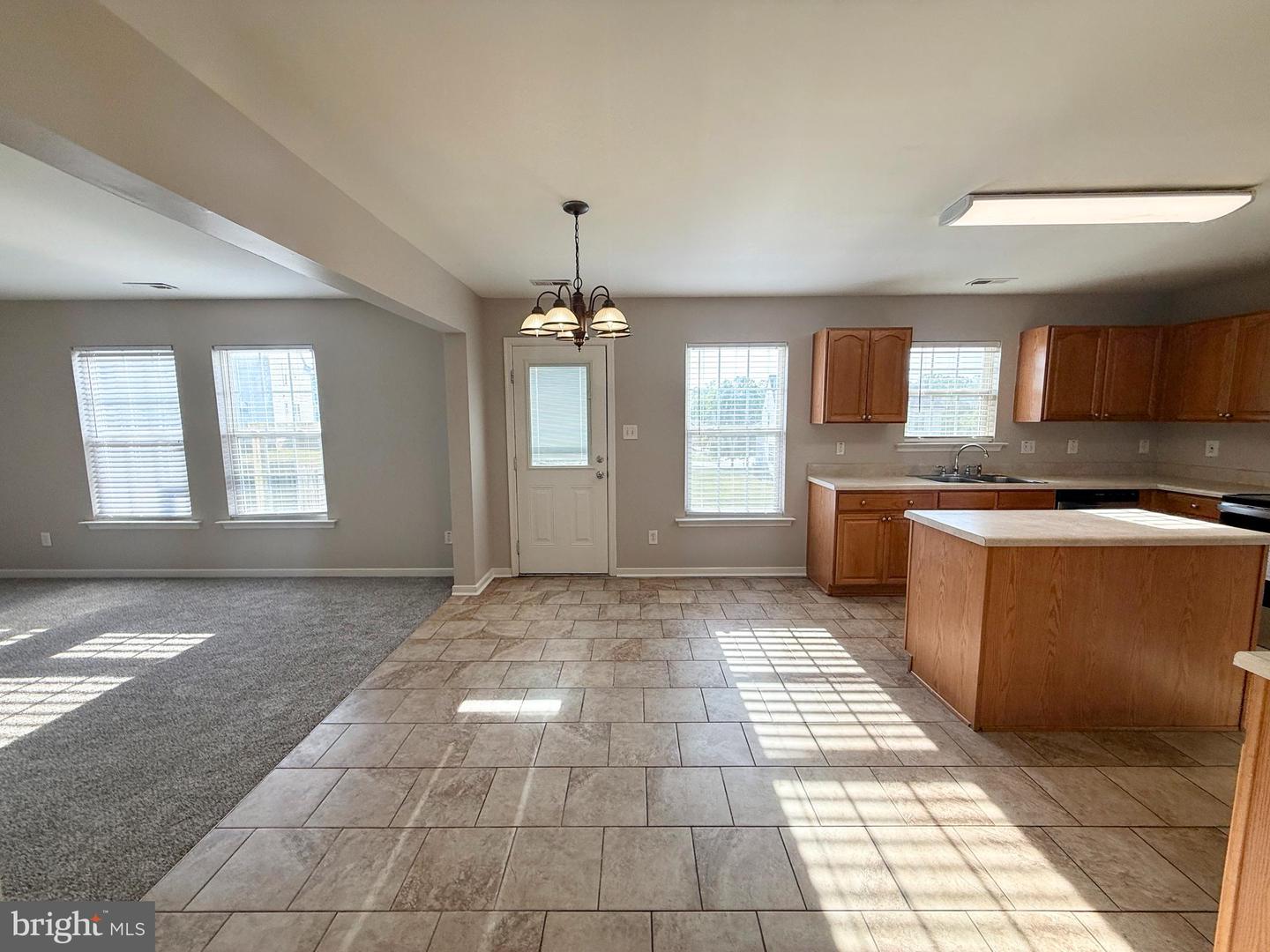 2937 Abbeydale Ct Property Photo 11