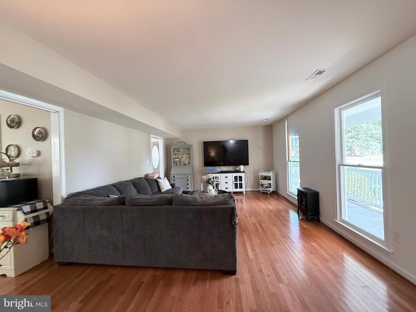 6238 Perthwood Ln Property Photo 9