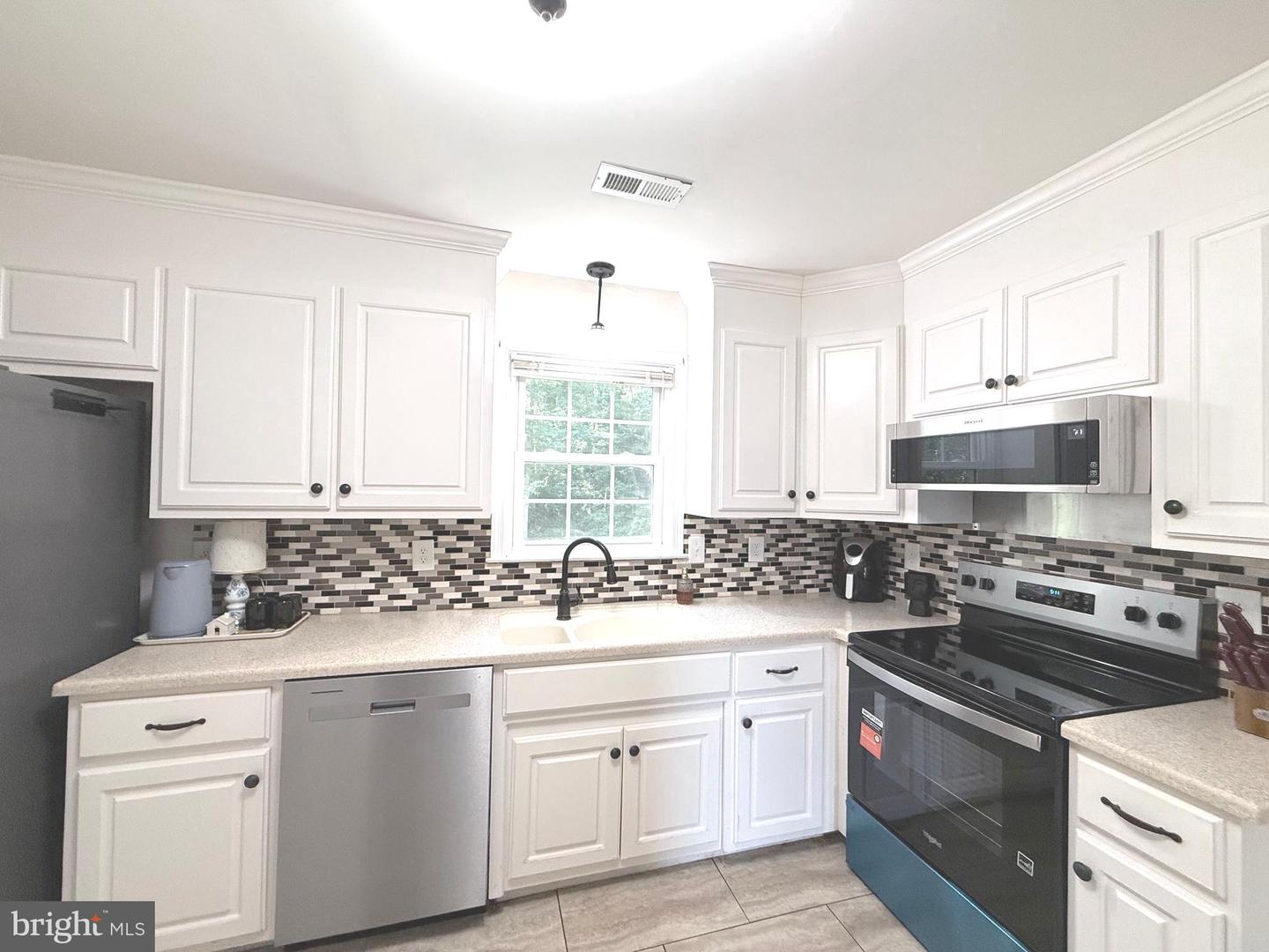 6238 Perthwood Ln Property Photo 15