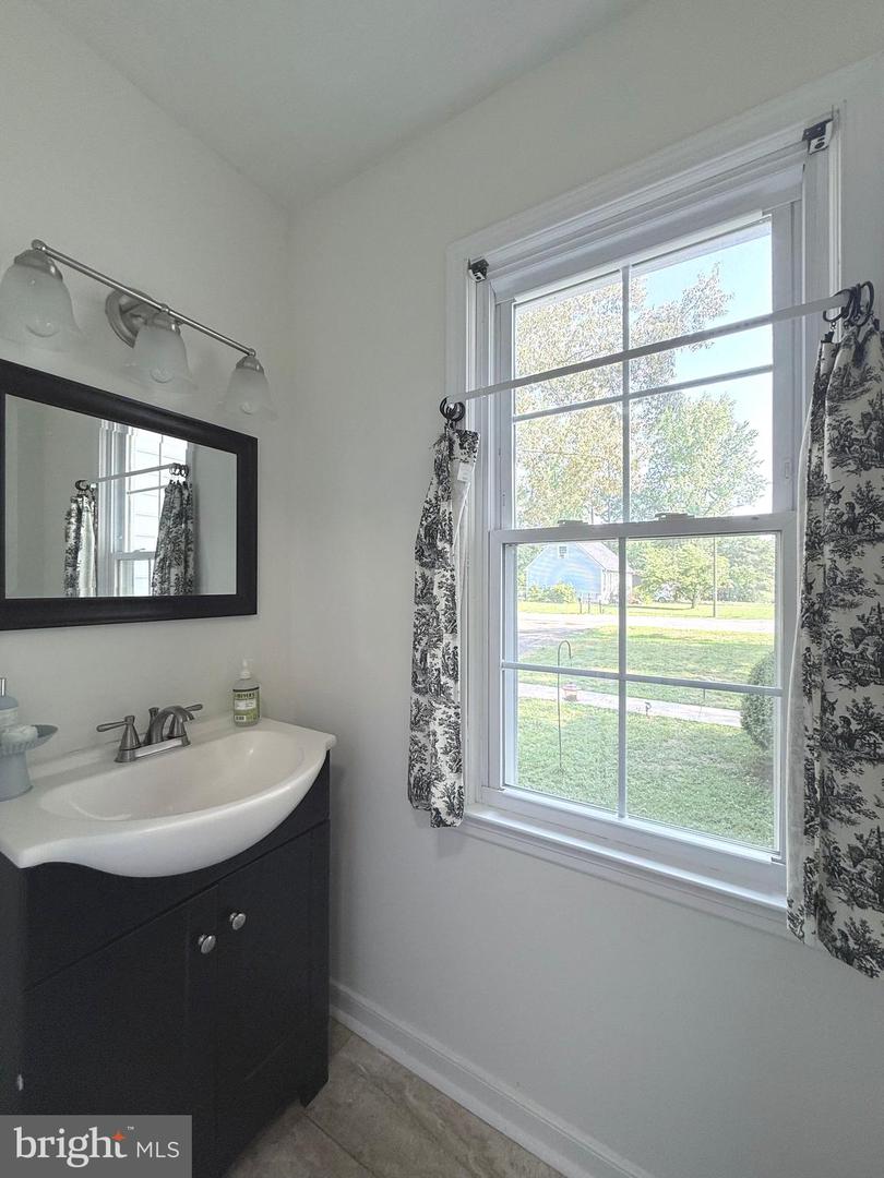 6238 Perthwood Ln Property Photo 22