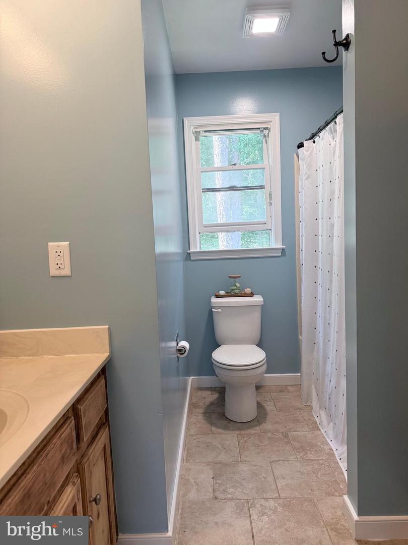 6238 Perthwood Ln Property Photo 26