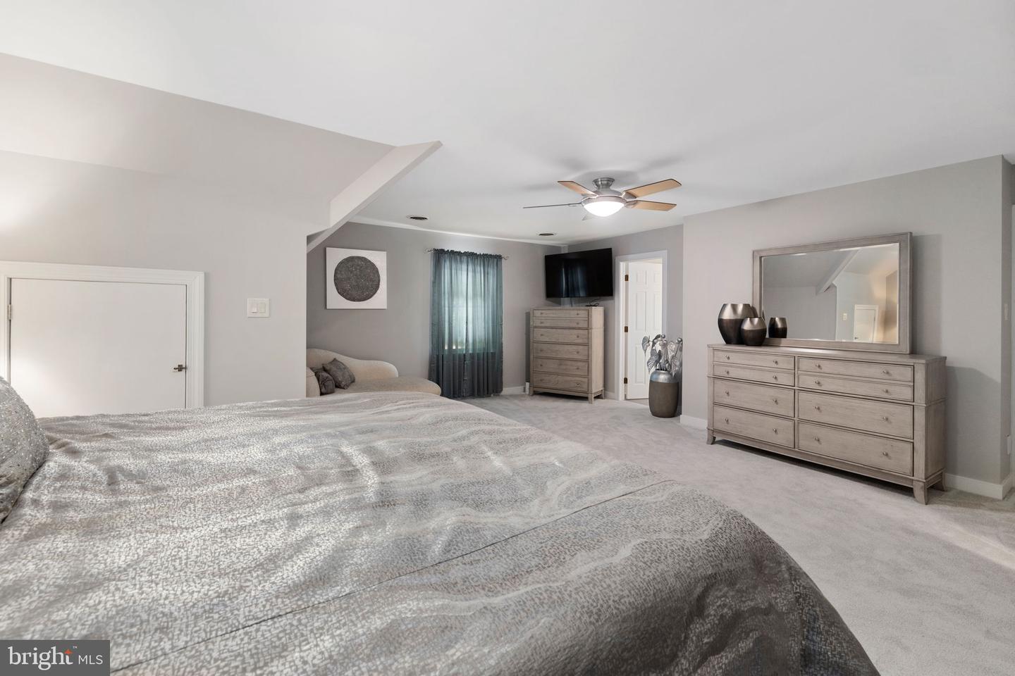8425 Kintail Dr Property Photo 27