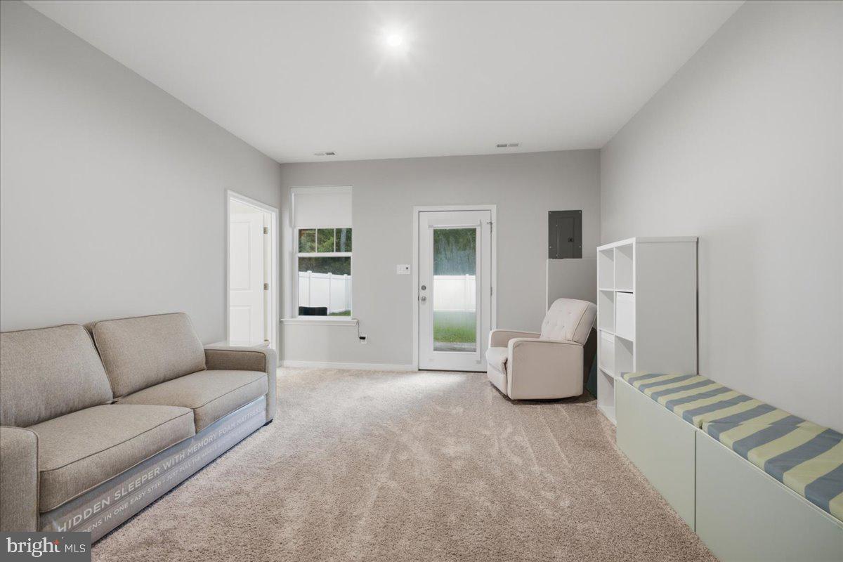 12260 Haydon Pl Property Photo 5