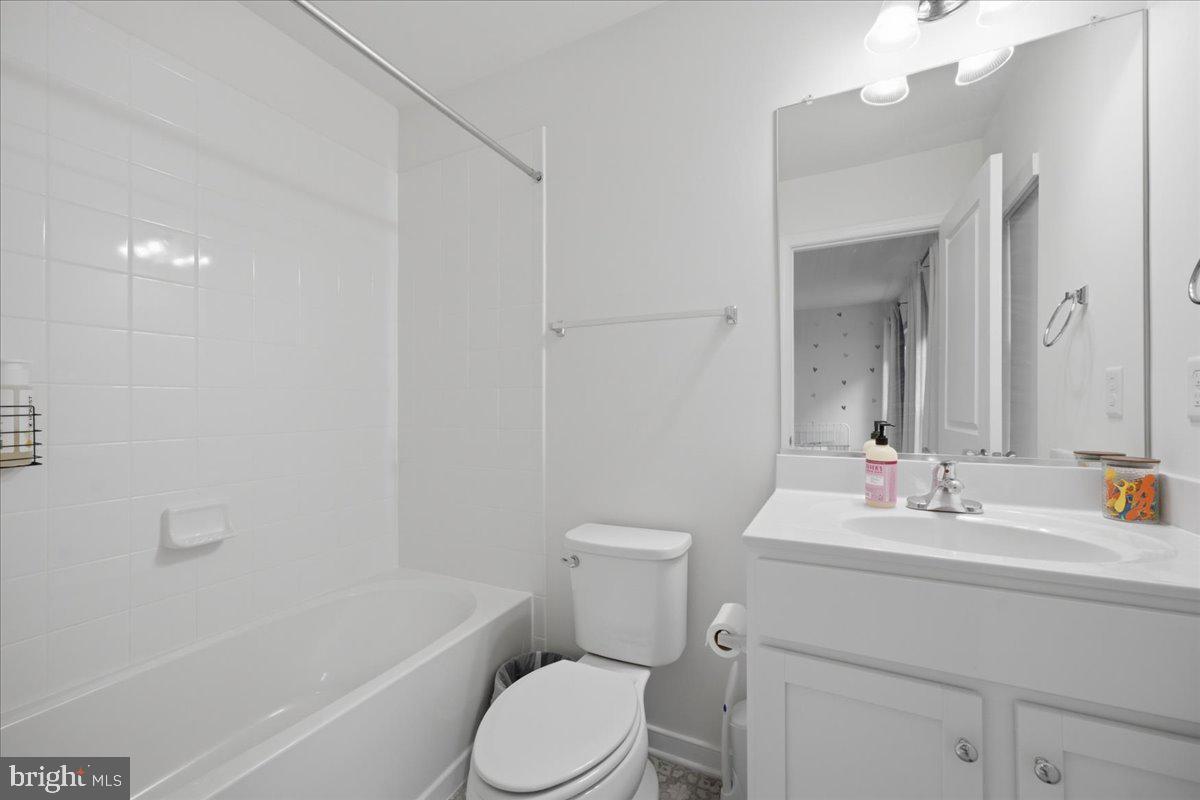 12260 Haydon Pl Property Photo 24