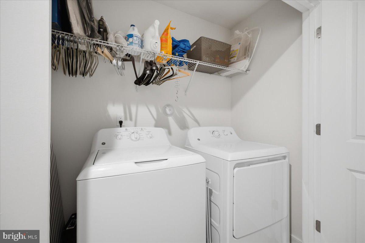 12260 Haydon Pl Property Photo 32