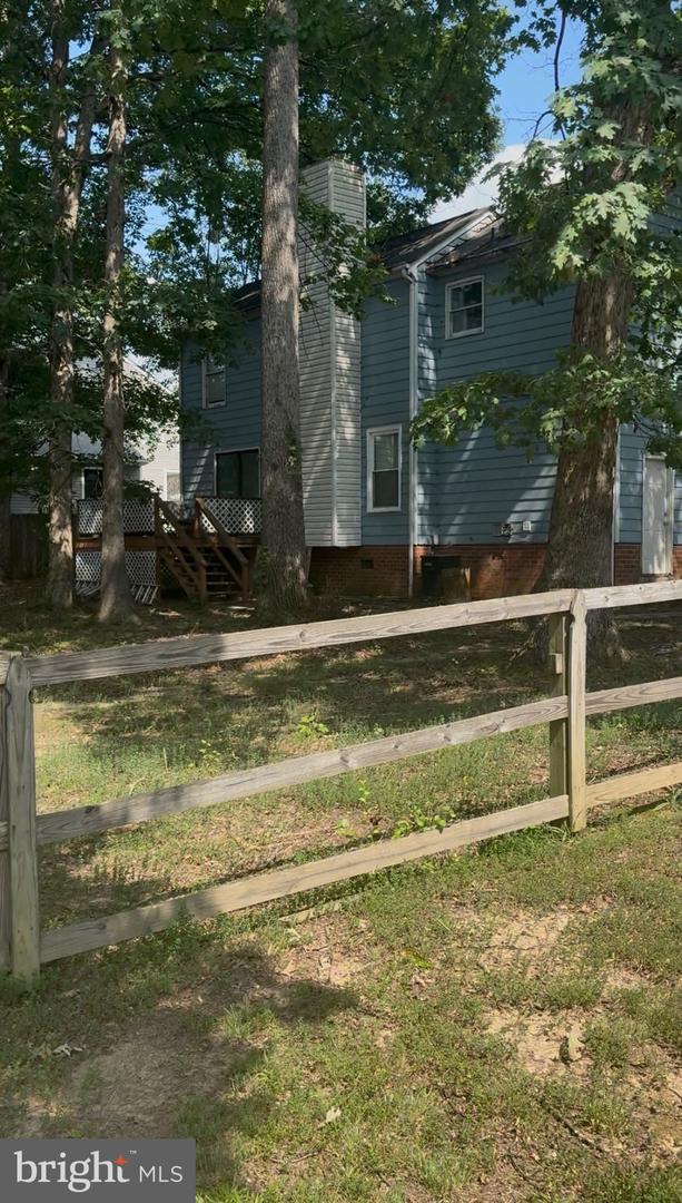 424 Wadsworth Dr Property Photo 3