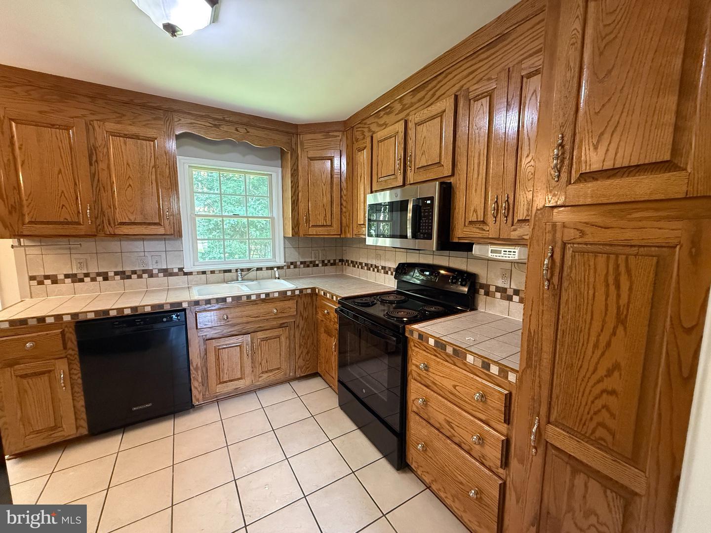 304 Thornhill Dr Property Photo 13