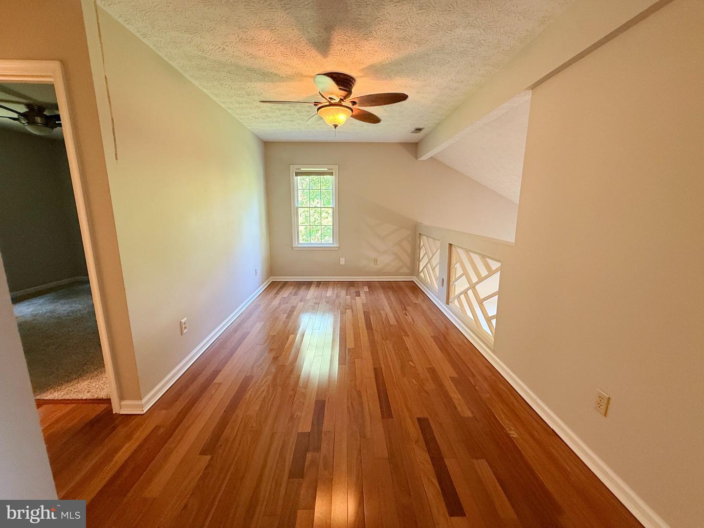 304 Thornhill Dr Property Photo 23