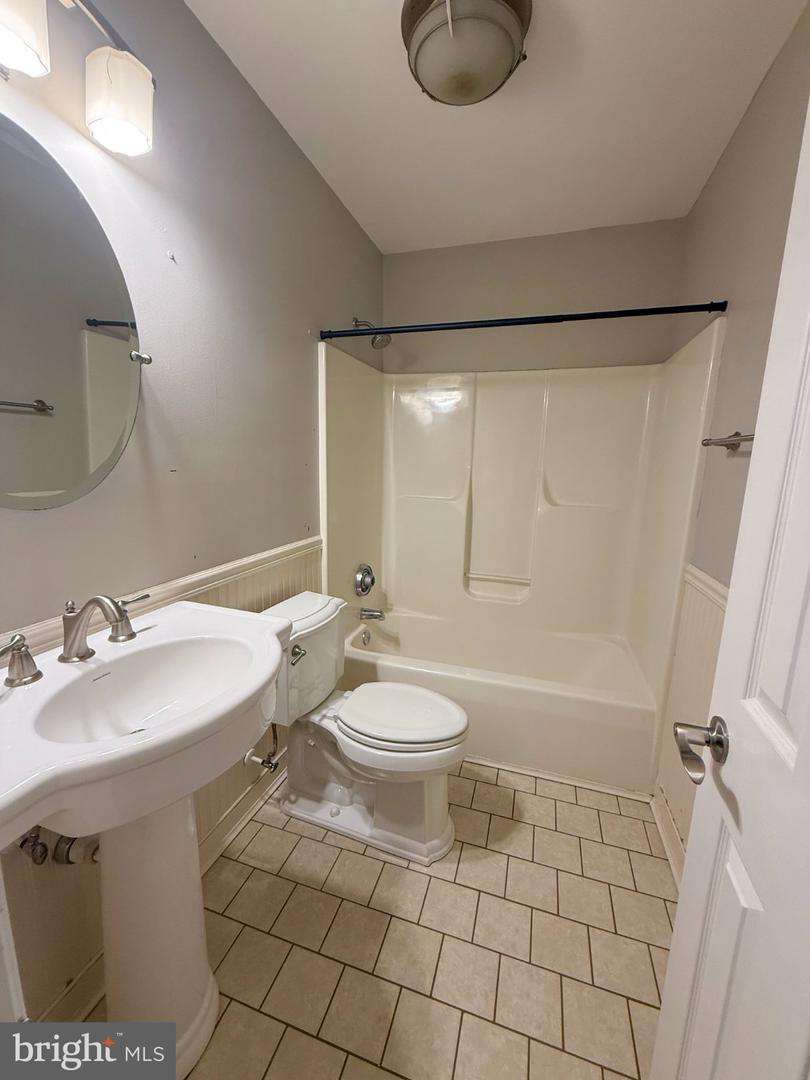 304 Thornhill Dr Property Photo 31