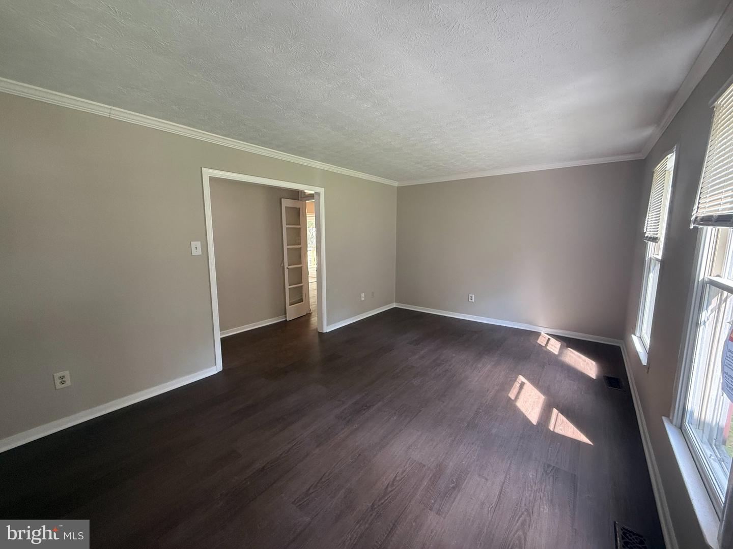 14519 Sonnenburg Dr Property Photo 3