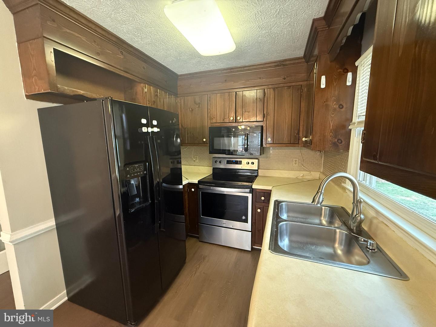 14519 Sonnenburg Dr Property Photo 8