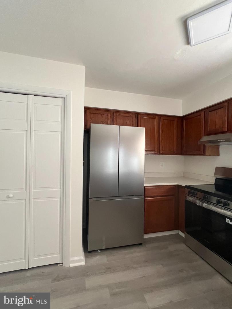 2112 Paramont Ave Property Photo 13