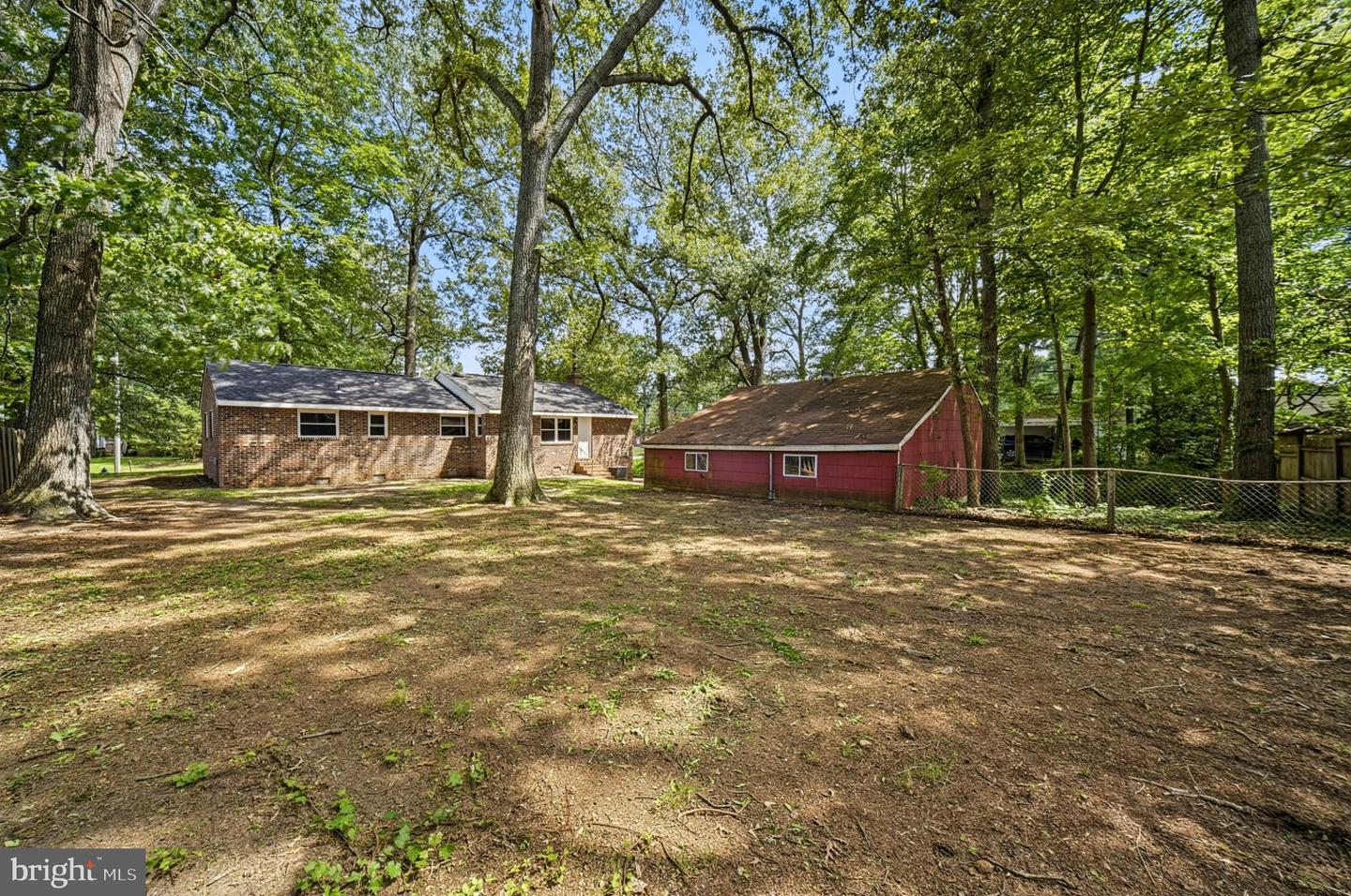 2168 Armada Dr E Property Photo 26
