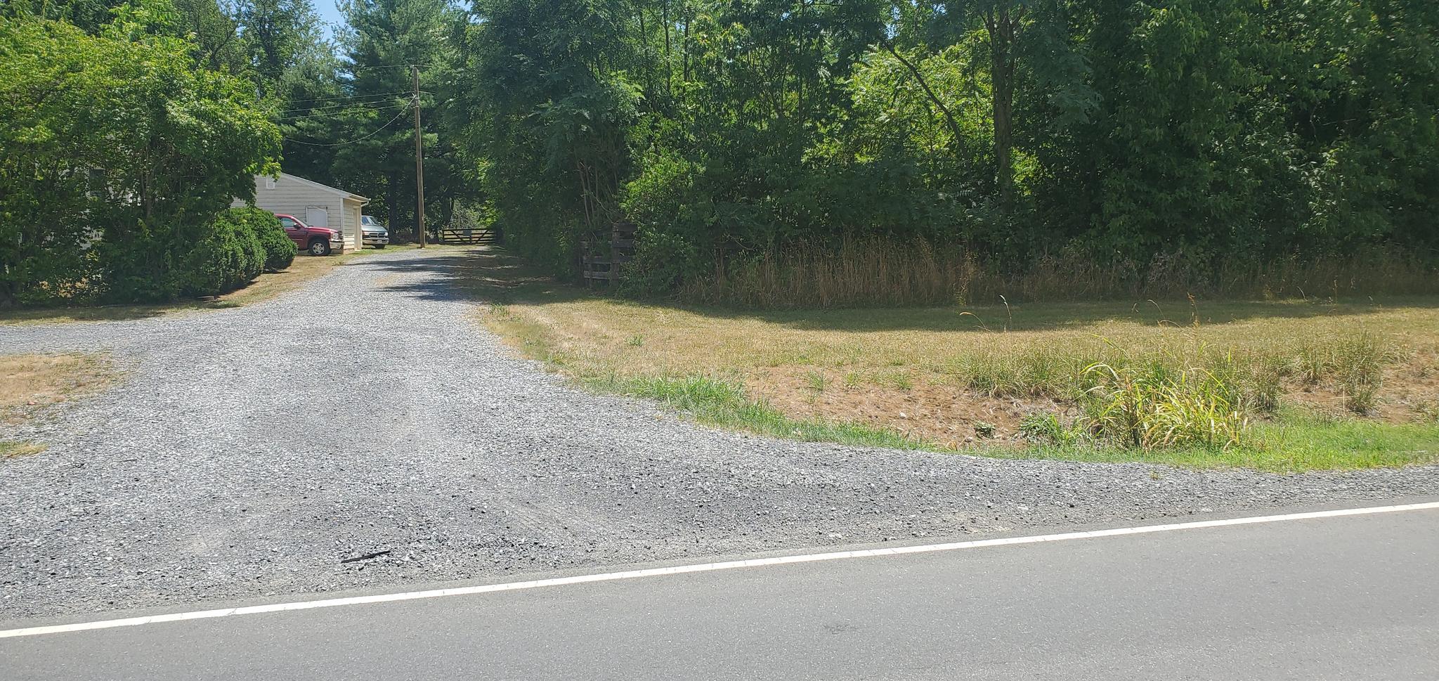 12483 Lord Fairfax Hwy Property Photo 2