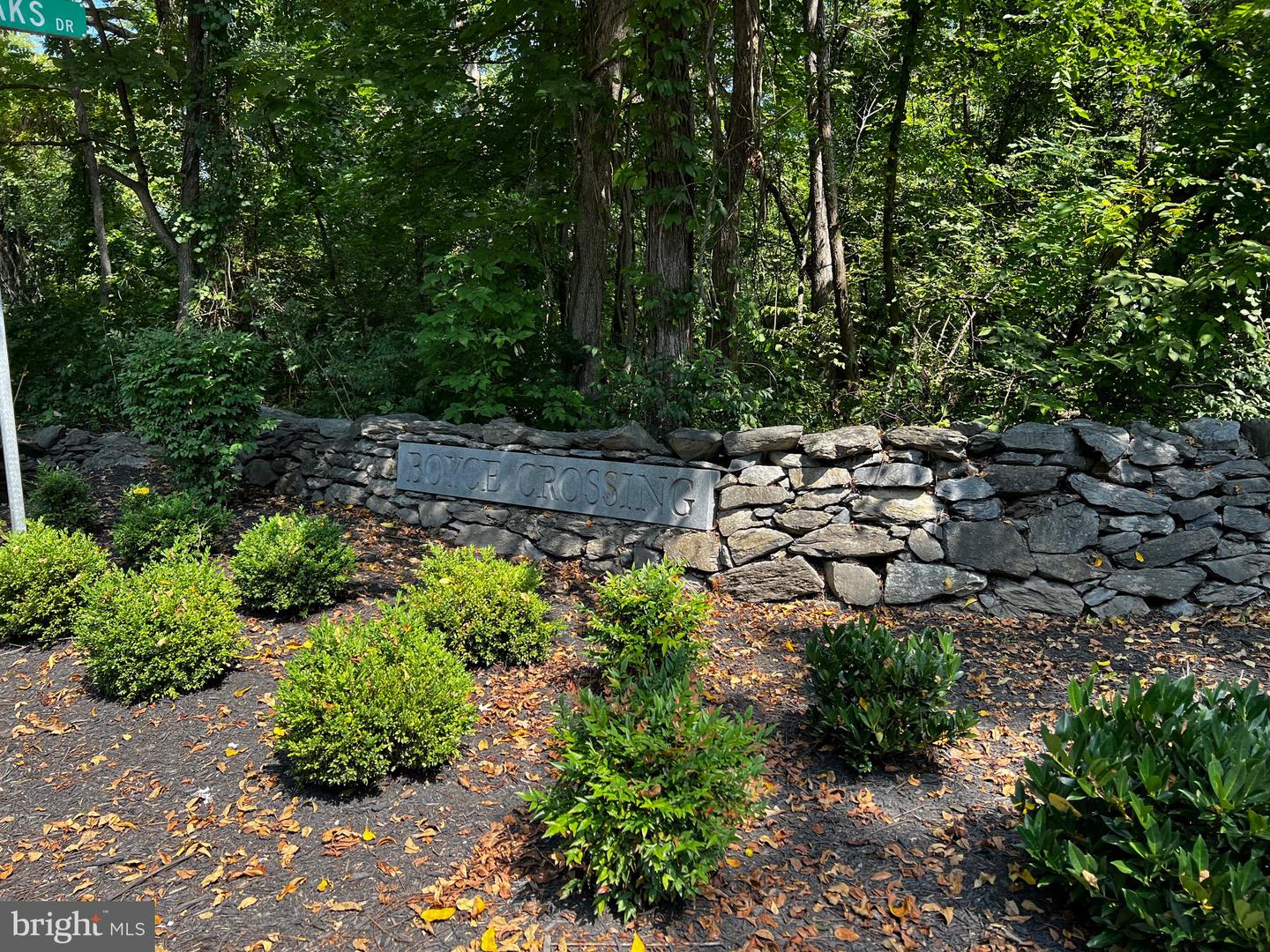 E Main Property Photo 33