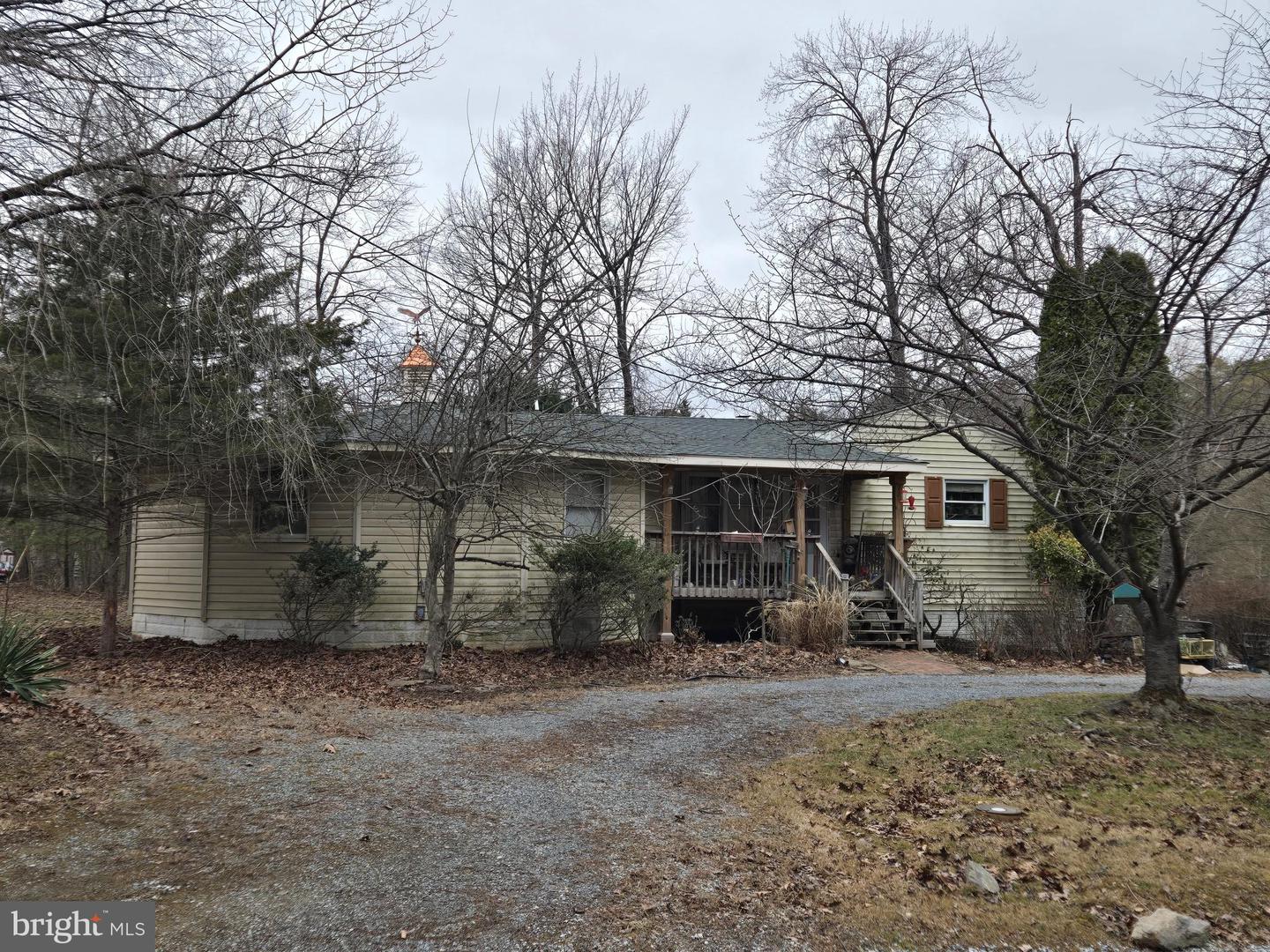 831 Beechwood Ln Property Photo