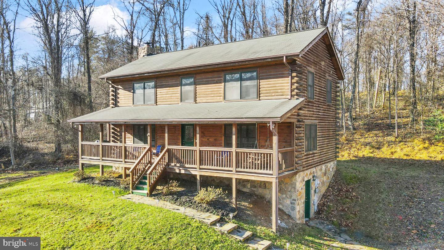 303 Alder Ln Property Photo 3