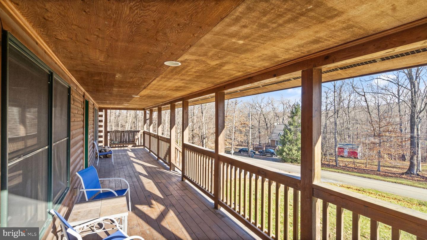 303 Alder Ln Property Photo 7