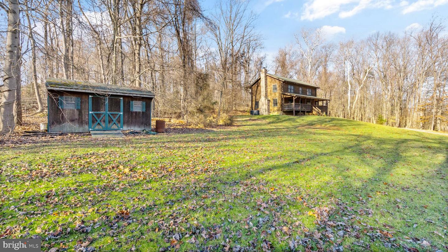 303 Alder Ln Property Photo 9