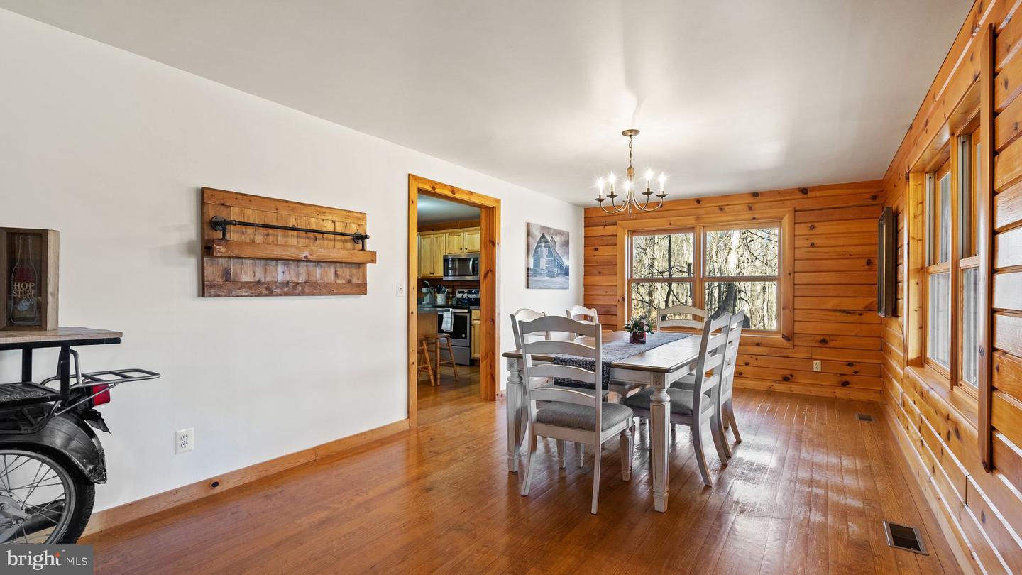 303 Alder Ln Property Photo 15