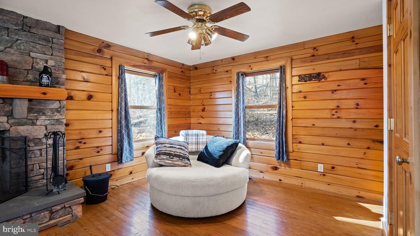 303 Alder Ln Property Photo 21