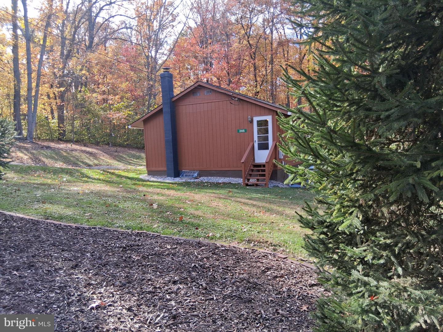 246 Laurel Ln Property Photo 11
