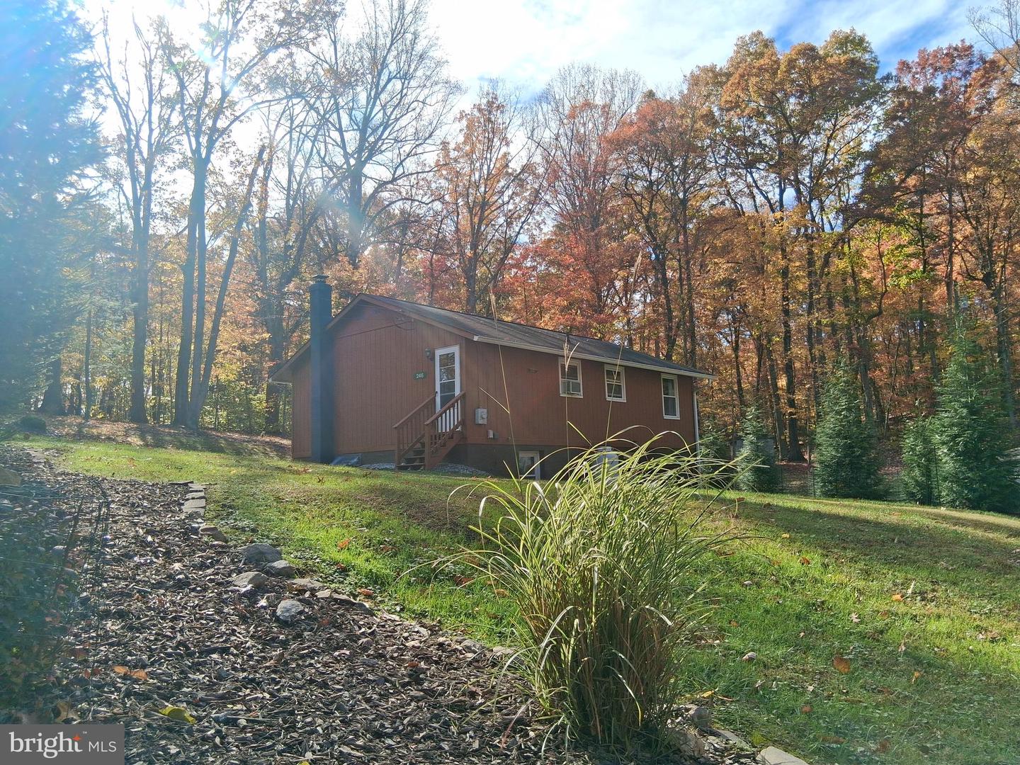 246 Laurel Ln Property Photo 12