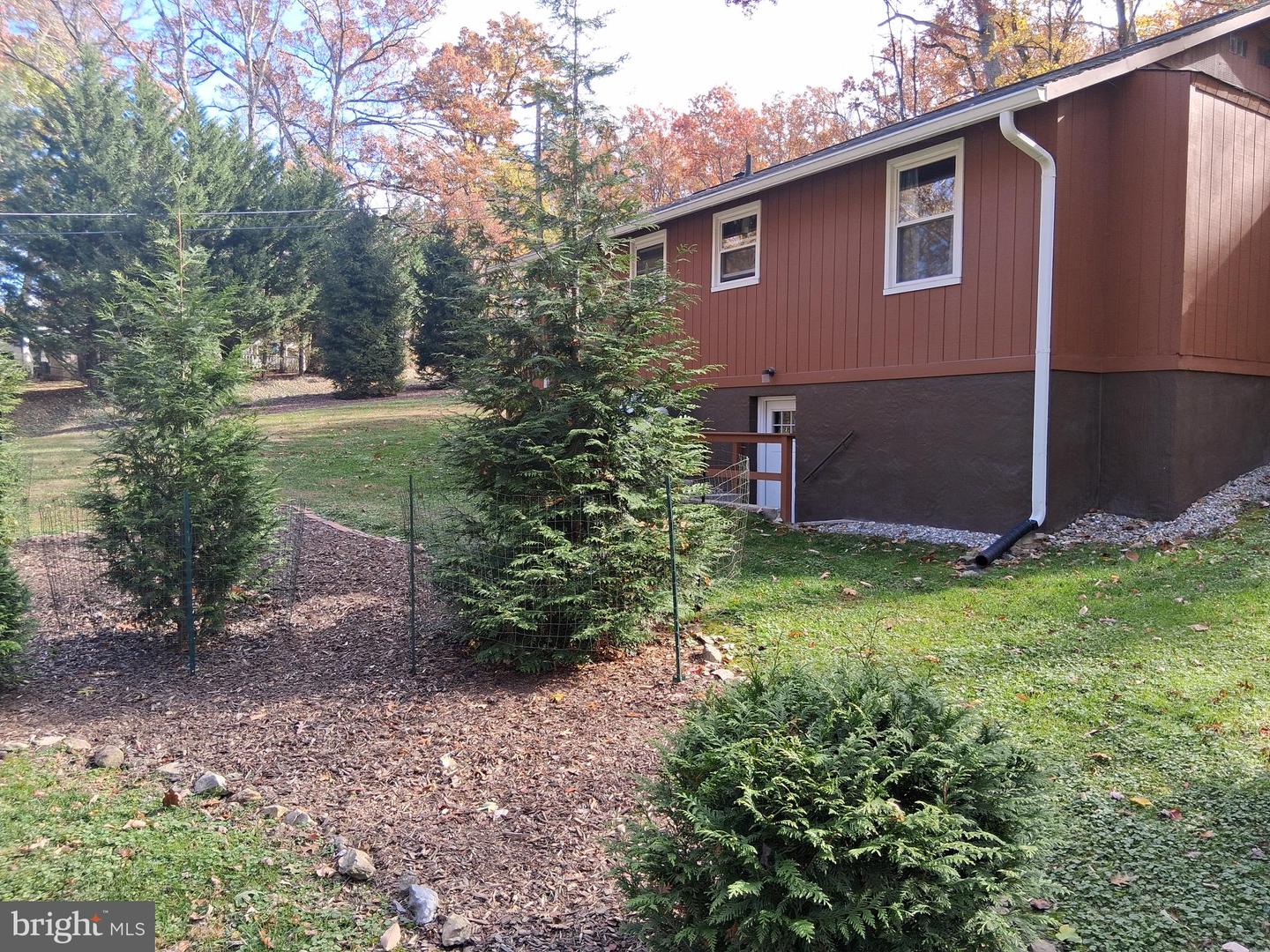 246 Laurel Ln Property Photo 13