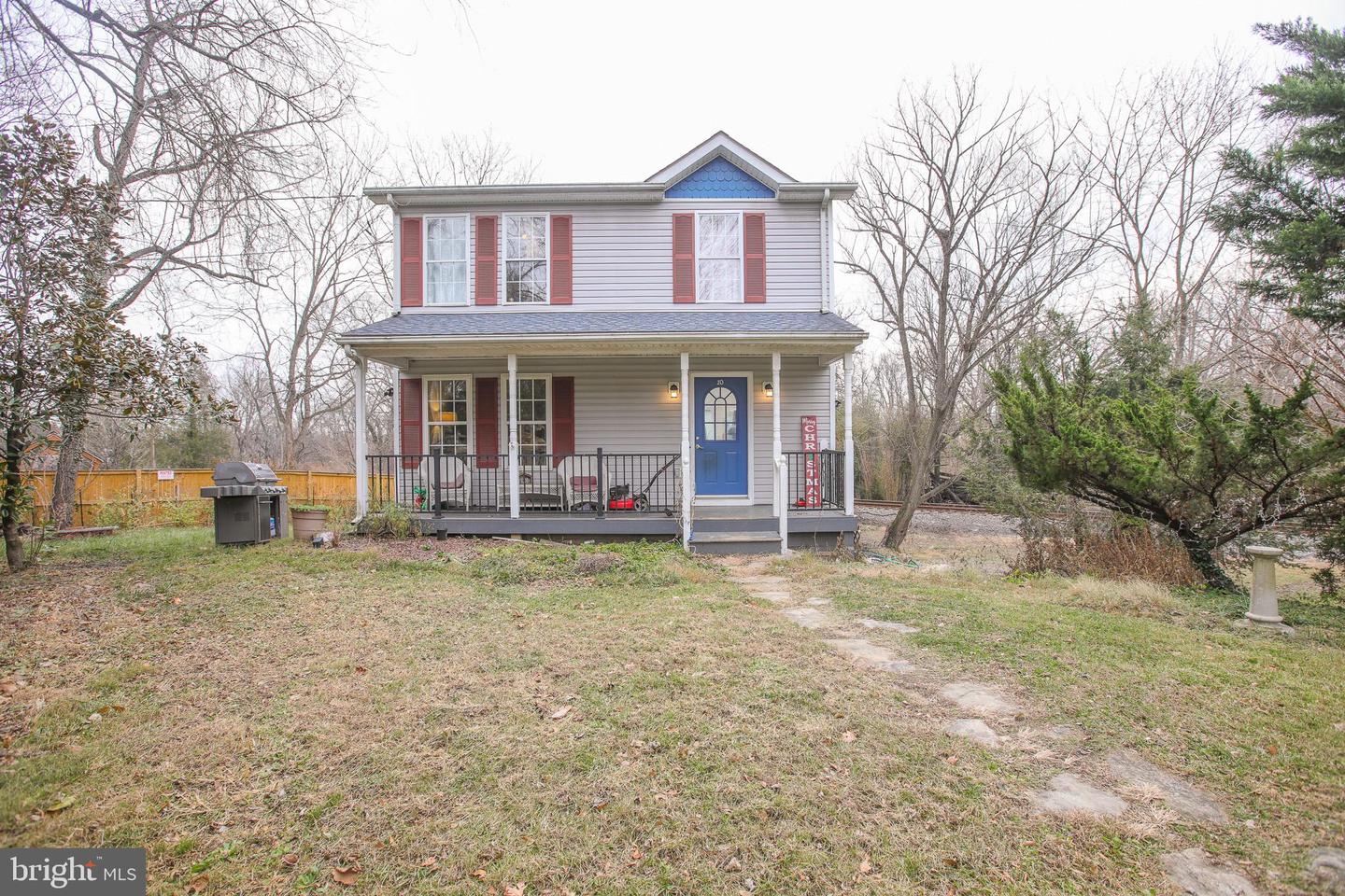 10 Whiting Ave Property Photo 1