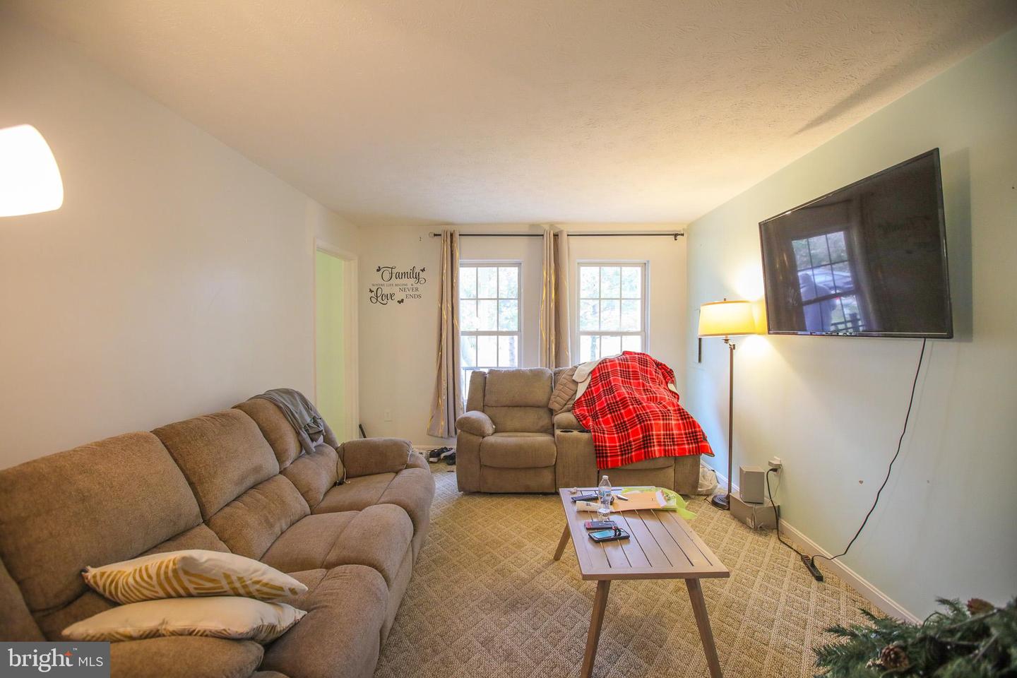 10 Whiting Ave Property Photo 3