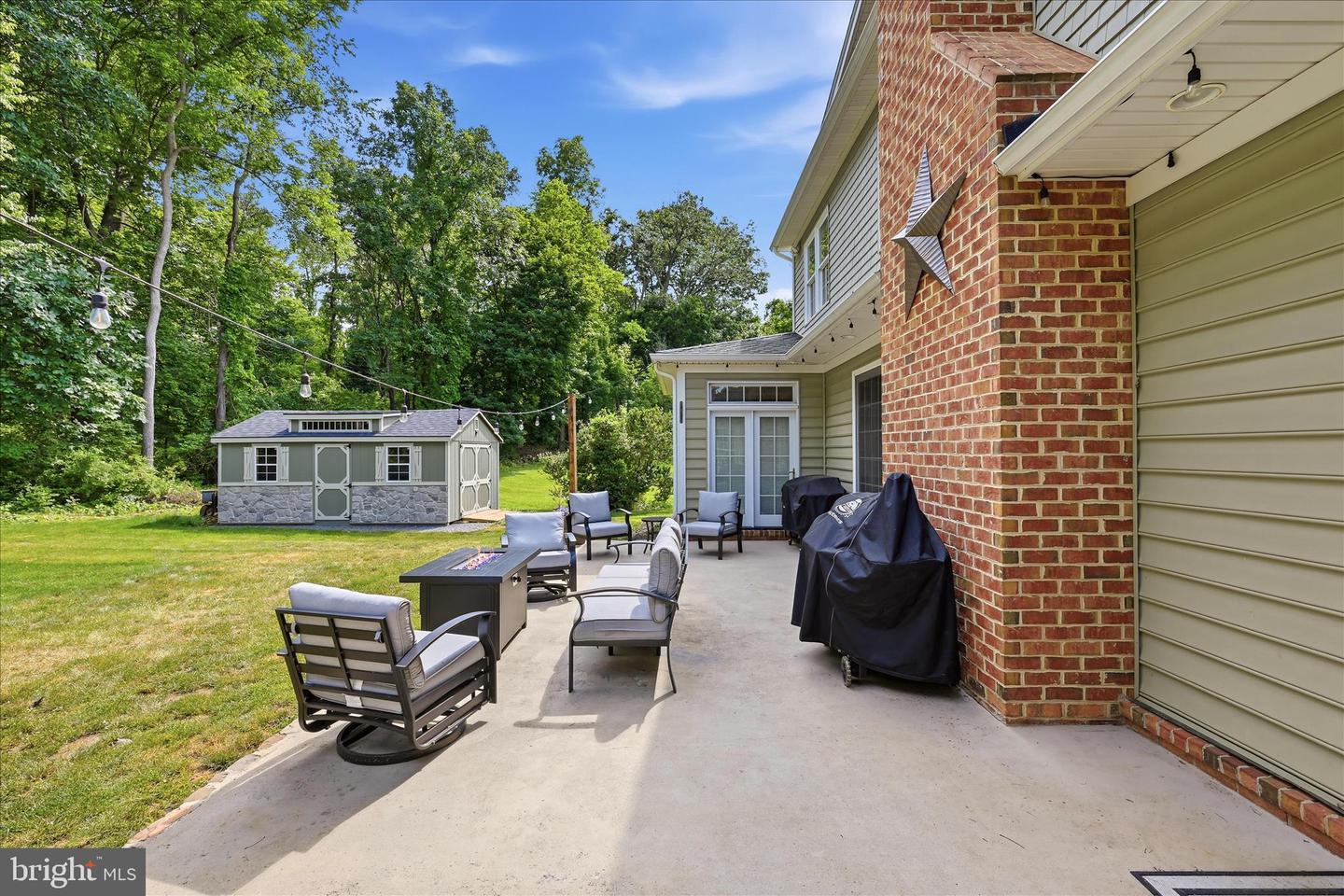 59 Howards Ln Property Photo 57