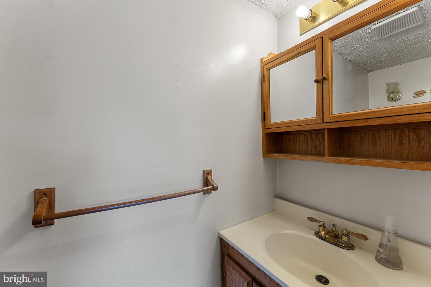 420 Russell Rd Property Photo 36