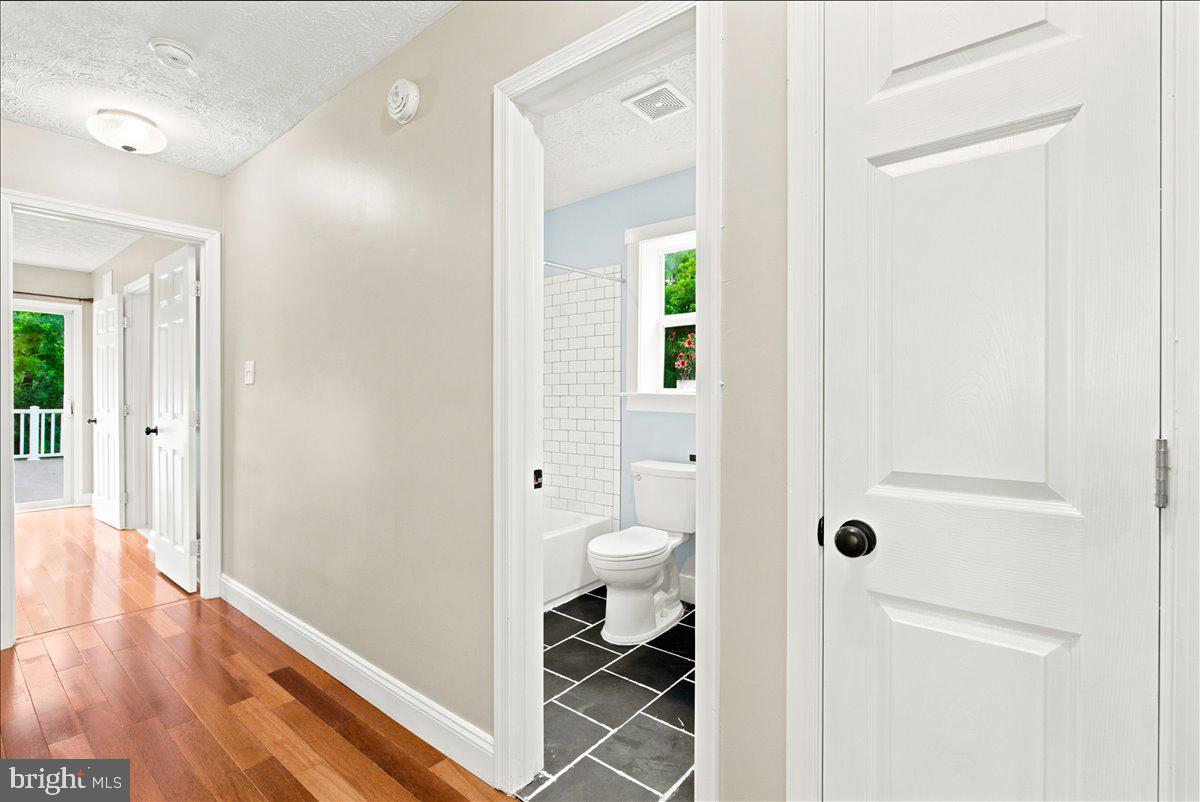 193 Marsh Ln Property Photo 35