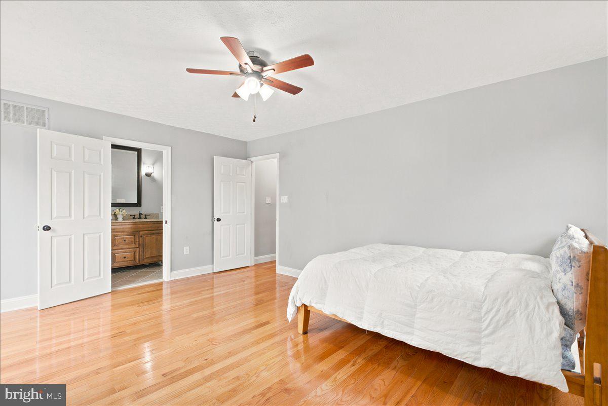 193 Marsh Ln Property Photo 38