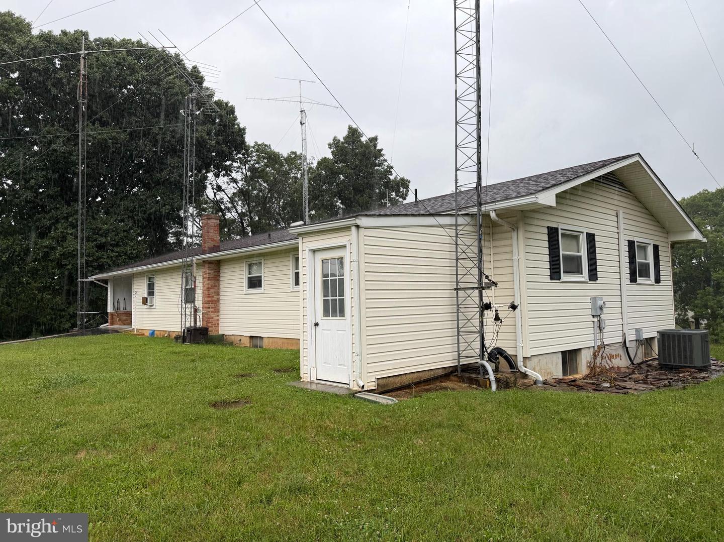 1741 Old Chapel Rd Property Photo 3