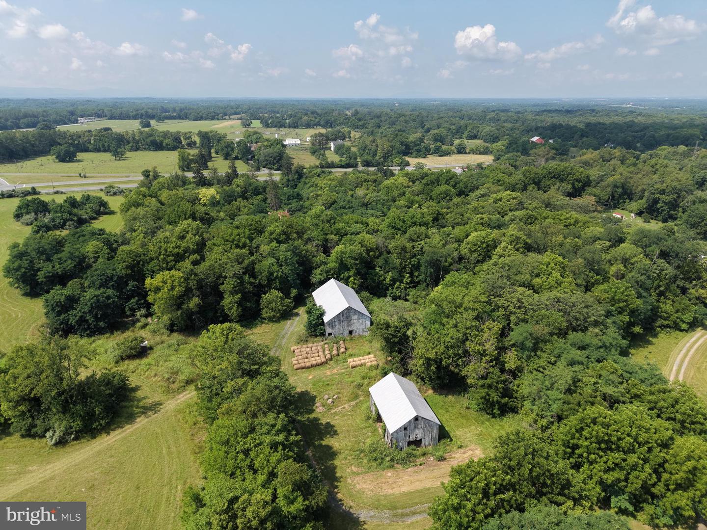 10068 Harry Byrd Hwy Property Photo 18