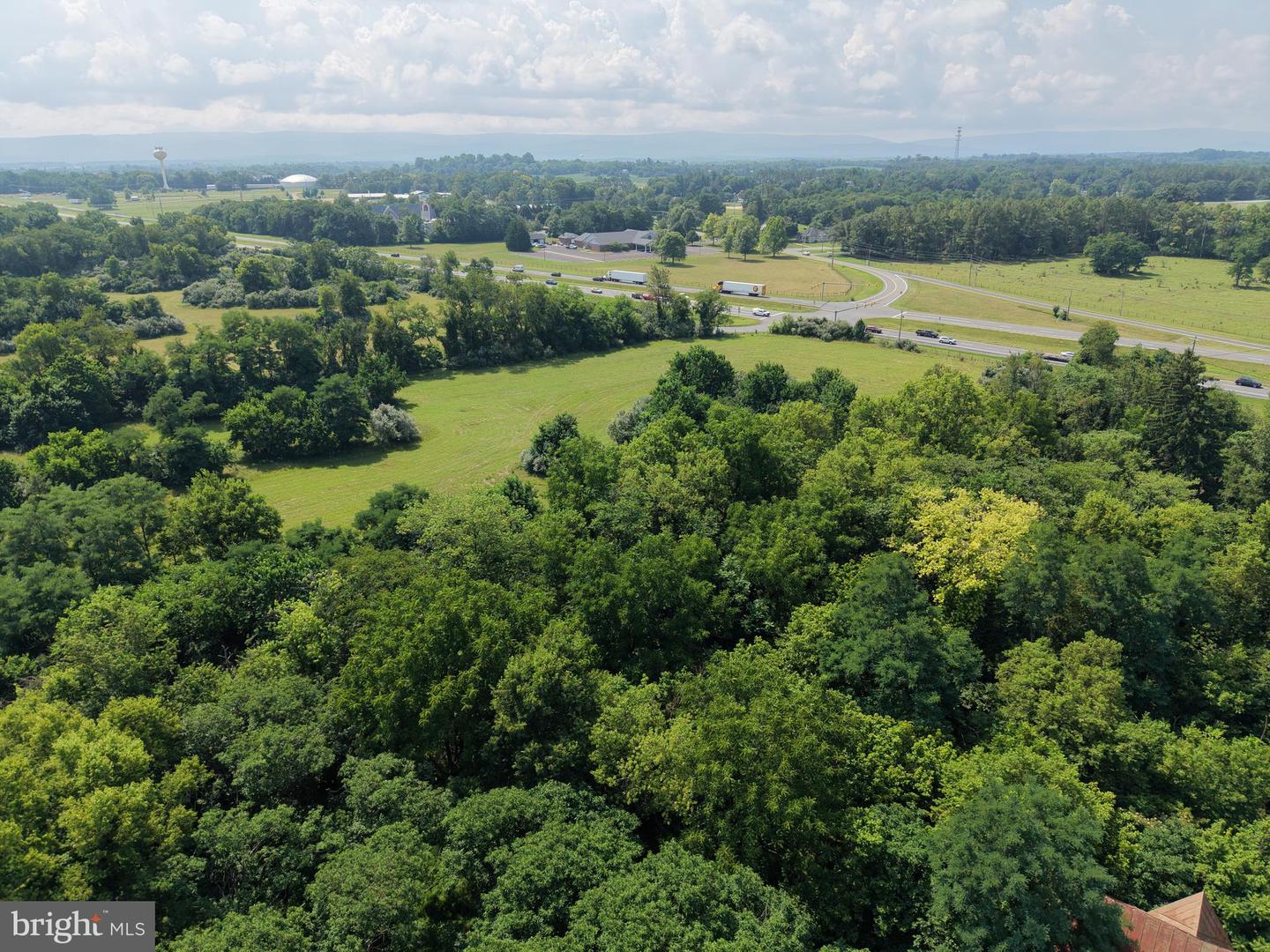 10068 Harry Byrd Hwy Property Photo 23