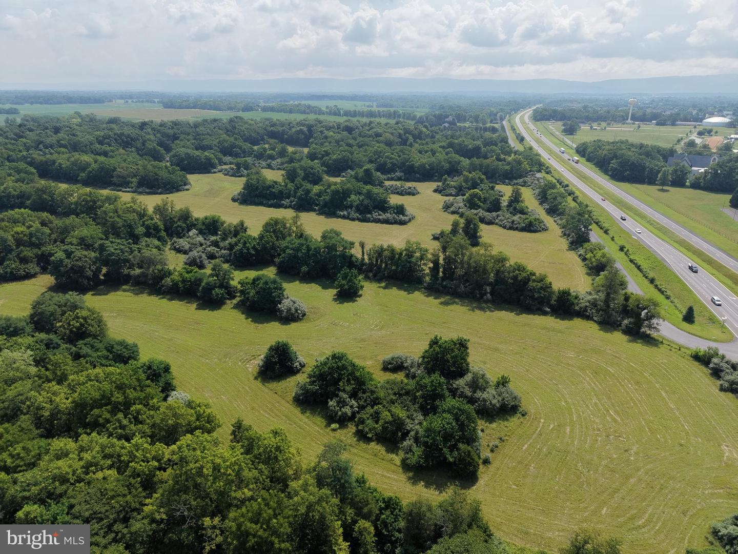 10068 Harry Byrd Hwy Property Photo 25