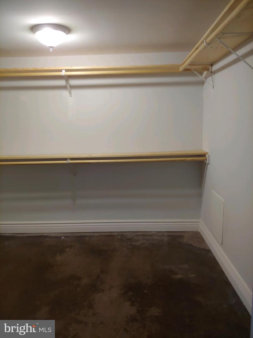 113 E Main St #1 Property Photo 12