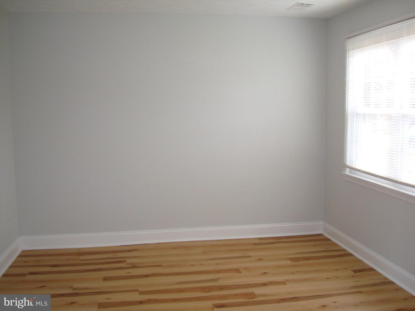 208 Moore Dr Property Photo 6