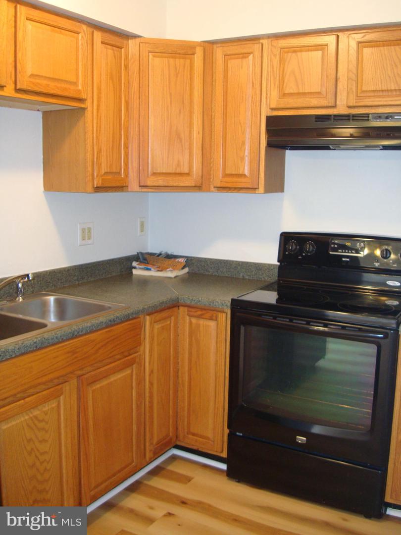 208 Moore Dr Property Photo 9