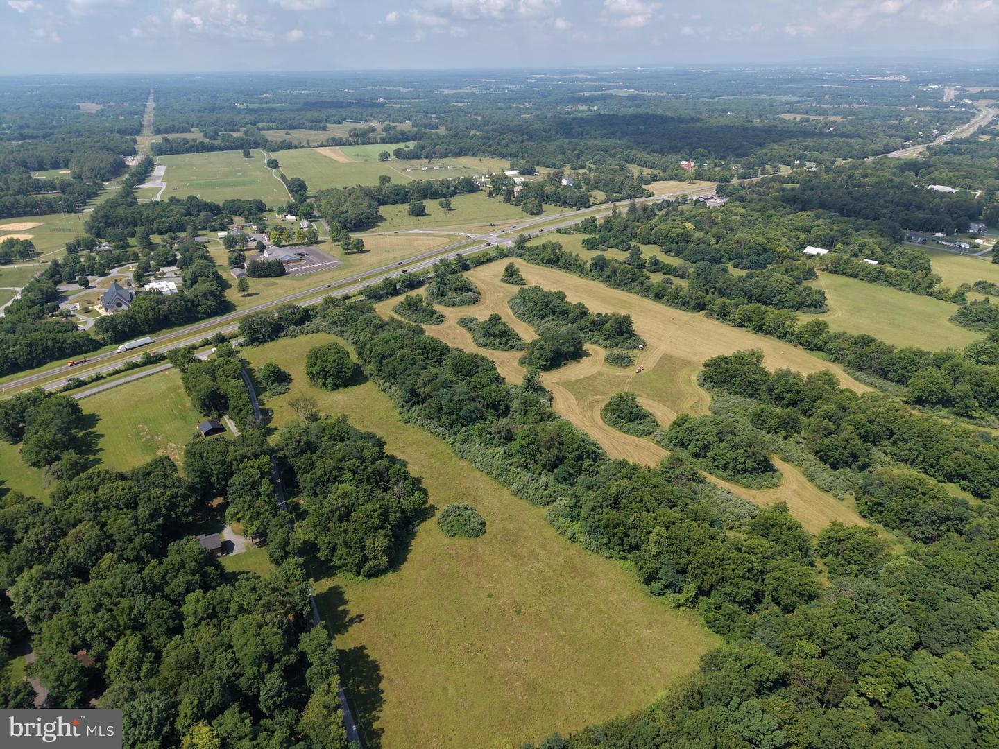 10068 HARRY BYRD HWY Property Photo 1