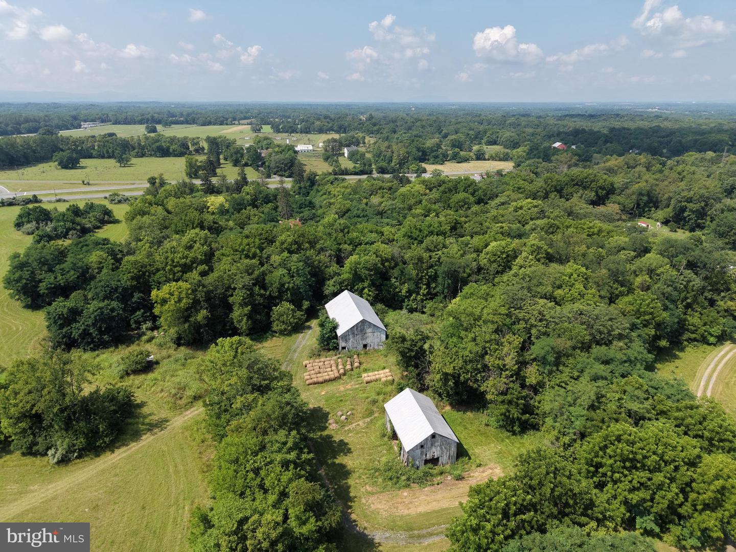 10068 Harry Byrd Hwy Property Photo 18
