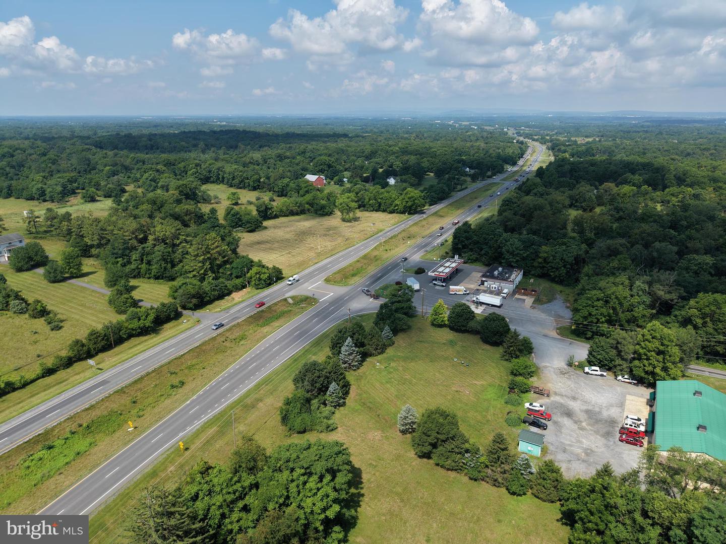 10068 Harry Byrd Hwy Property Photo 27