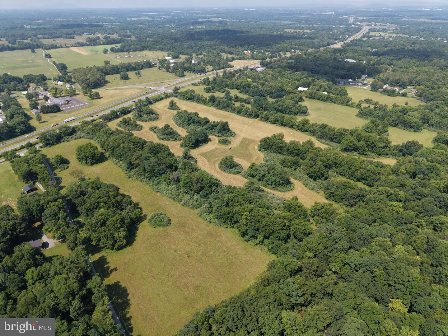 10068 Harry Byrd Hwy Property Photo 32